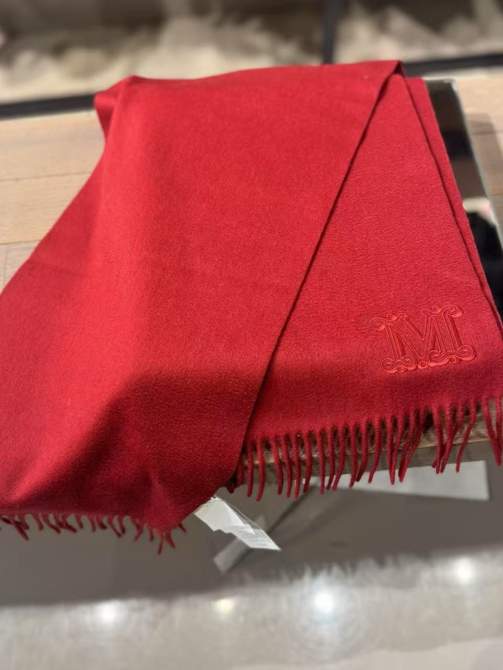 NWT MaxMara Cashmere Red Fringed Scarf